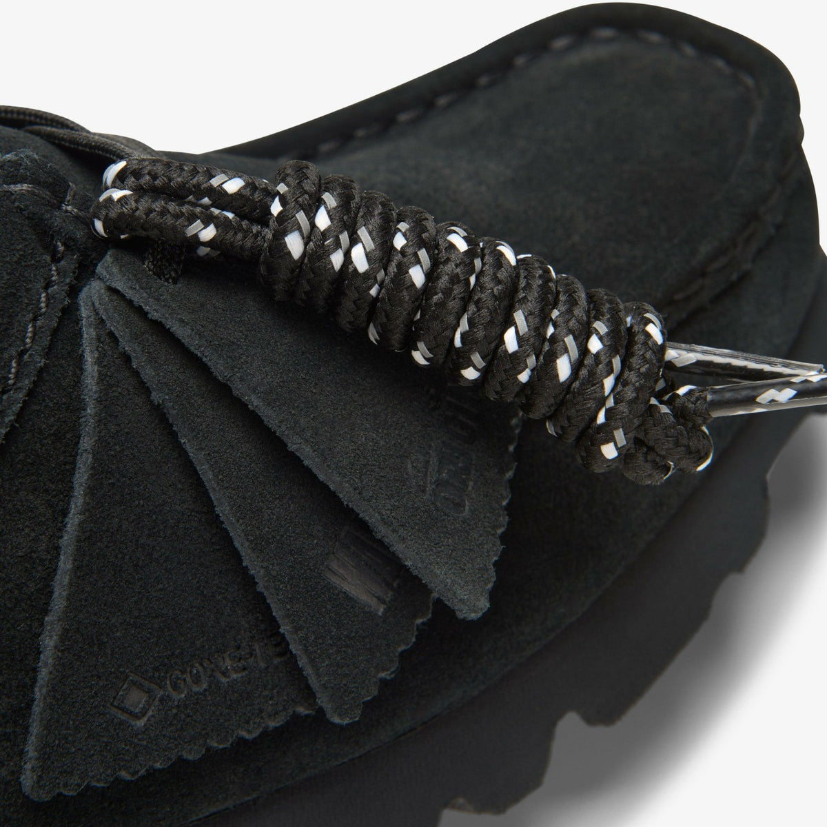 Clarks Women Wallabee GORE-TEX Black Suede