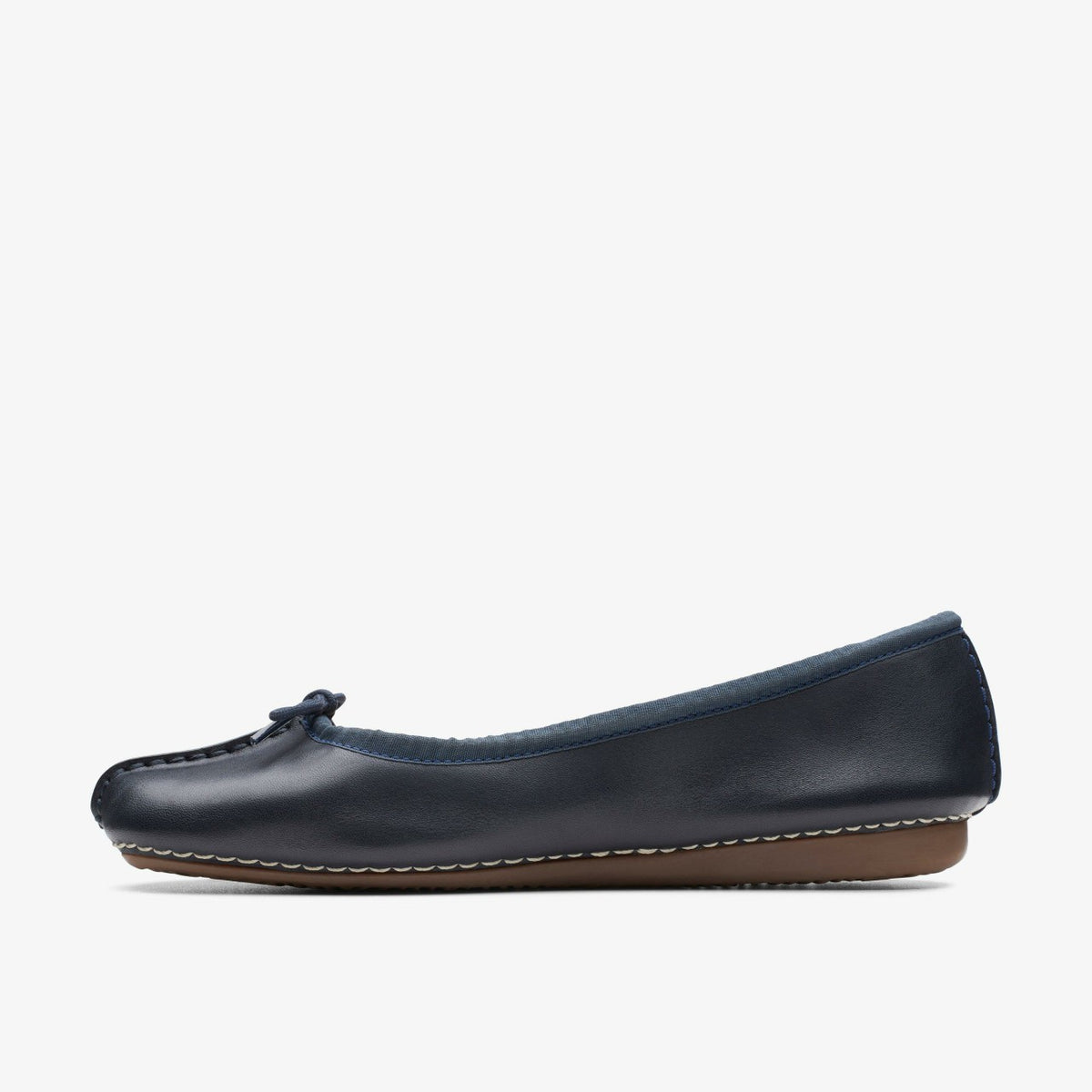 Clarks Women Freckle Ice Navy Leather