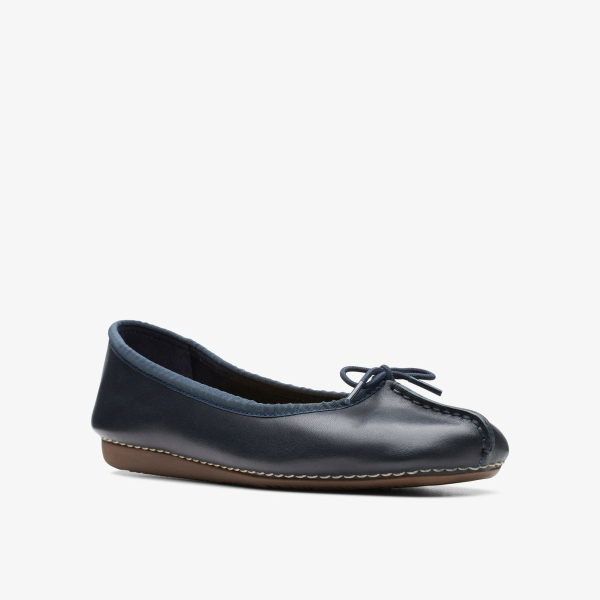 Clarks Women Freckle Ice Navy Leather