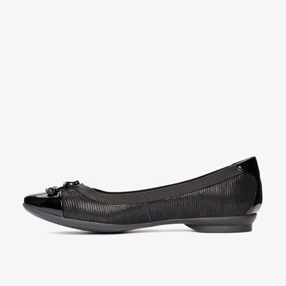 Clarks Women Candra Glow Black Suede