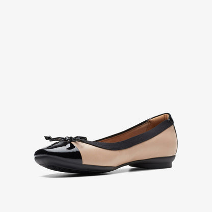 Clarks Women Candra Glow Praline Leather