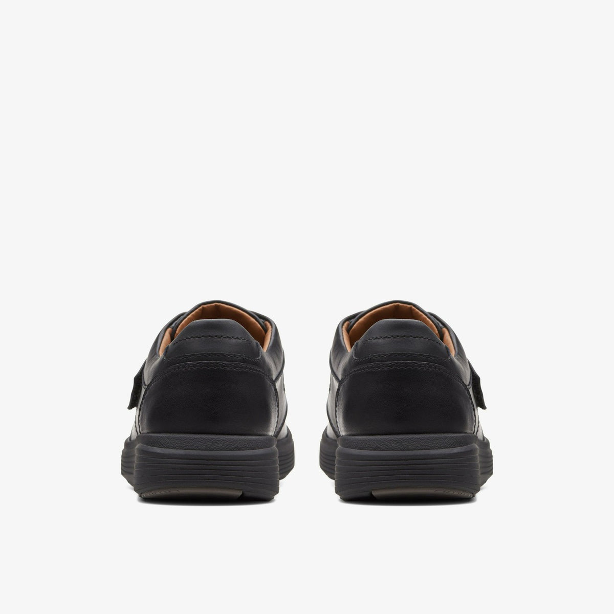 Clarks Men Un Abode Strap Loafer Black Leather