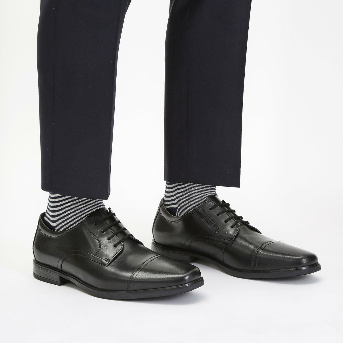 Clarks Men Howard Cap Black Leather