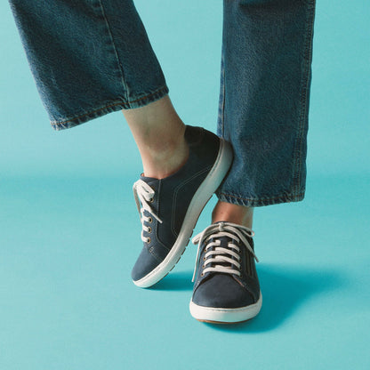 Clarks Women Nalle Lace Navy Nubuck