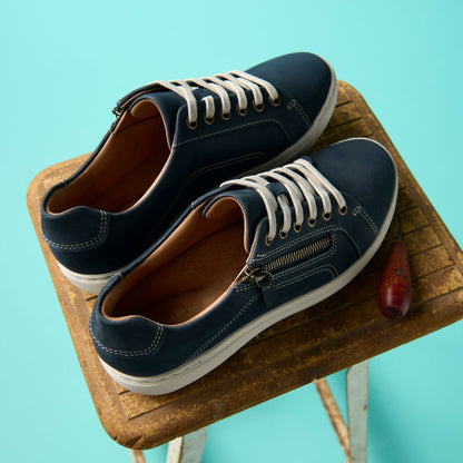 Clarks Women Nalle Lace Navy Nubuck