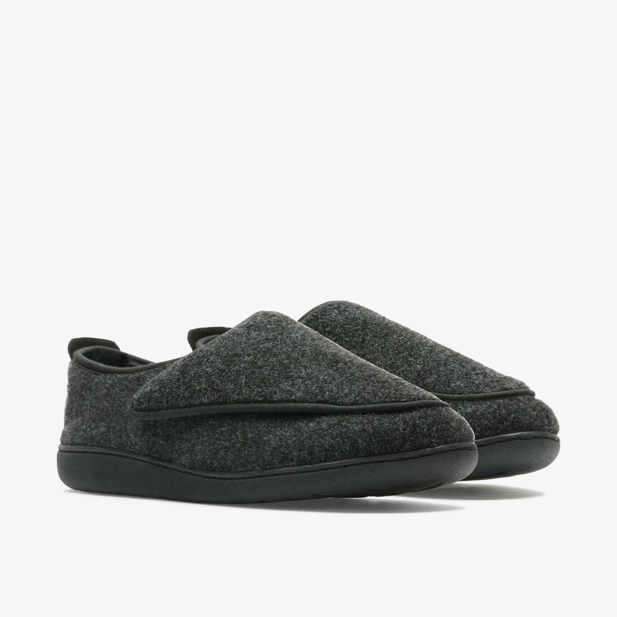 Clarks Men King Riptape Slipper Dark Grey Felt