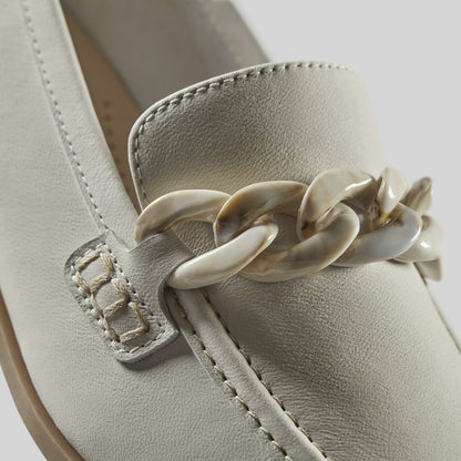 Clarks Women Sarafyna Iris Loafer White Leather