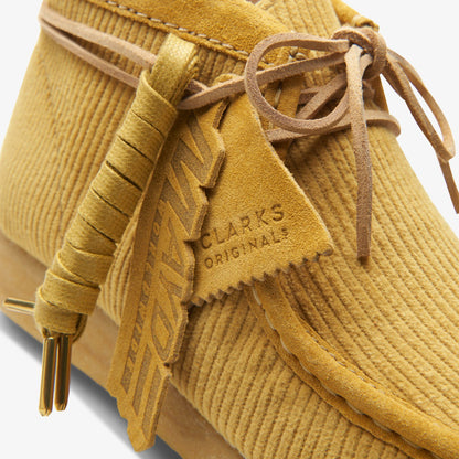 Clarks Women Wallabee Boot Sunshine Cord