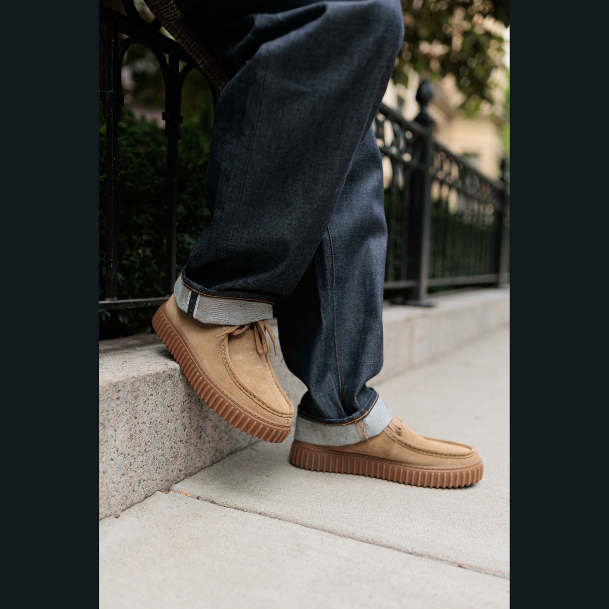 Clarks Men Torhill Lo Dark Sand Suede