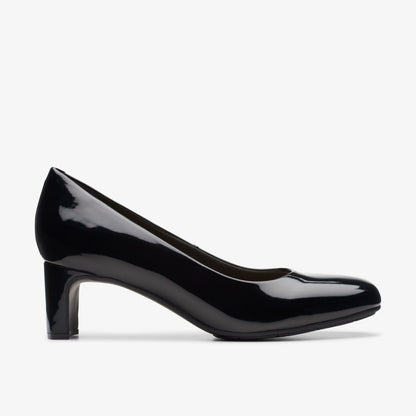 Clarks Women Kyndall Iris Black Patent
