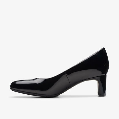 Clarks Women Kyndall Iris Black Patent