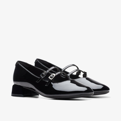 Clarks Women Daiss 30 Shine Black Patent
