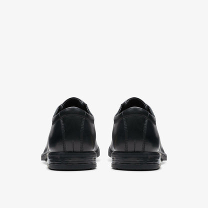 Clarks Men Howard Over Black Leather