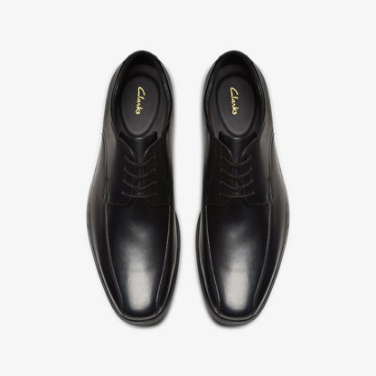 Clarks Men Howard Over Black Leather