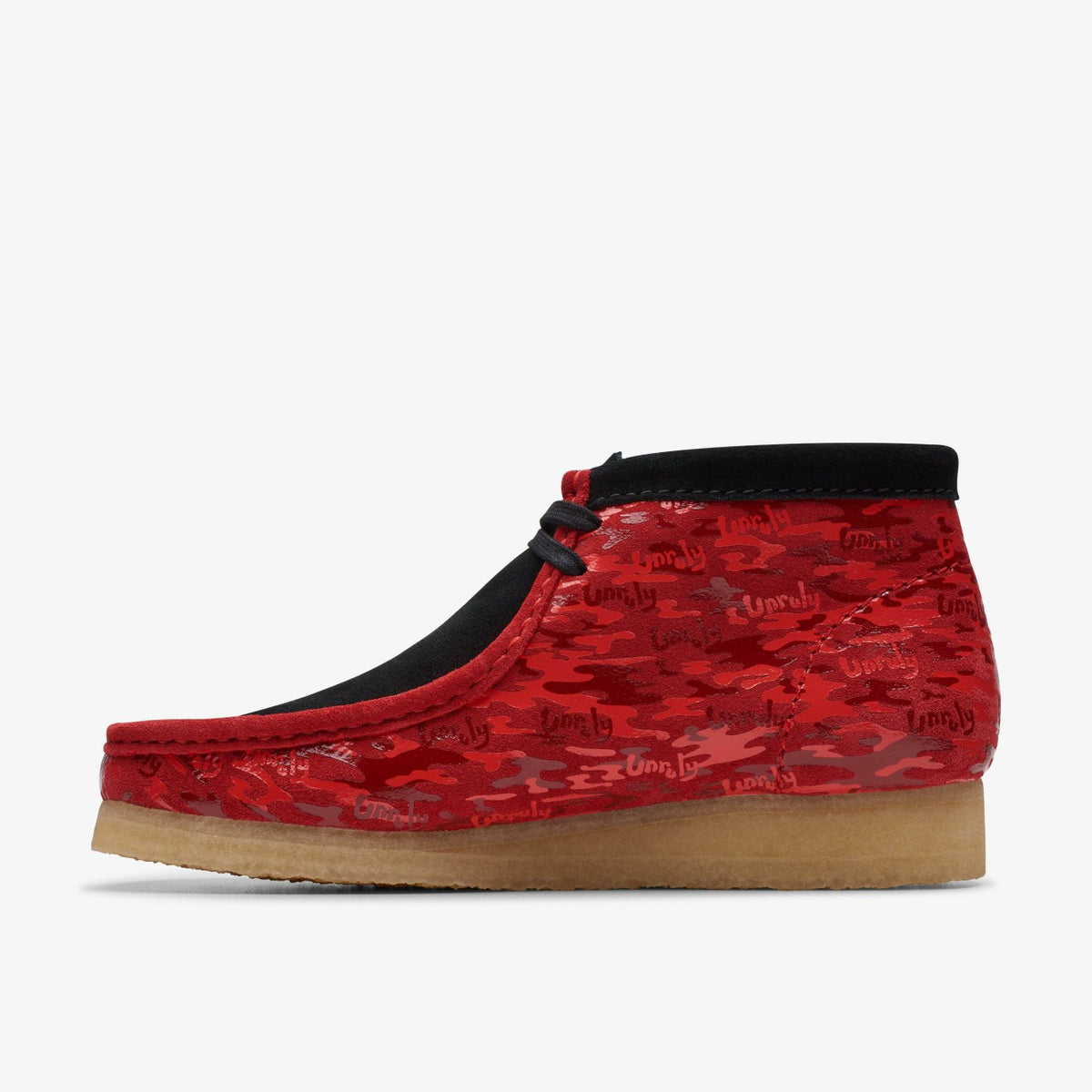 Clarks Men Wallabee Boot Red Camouflage