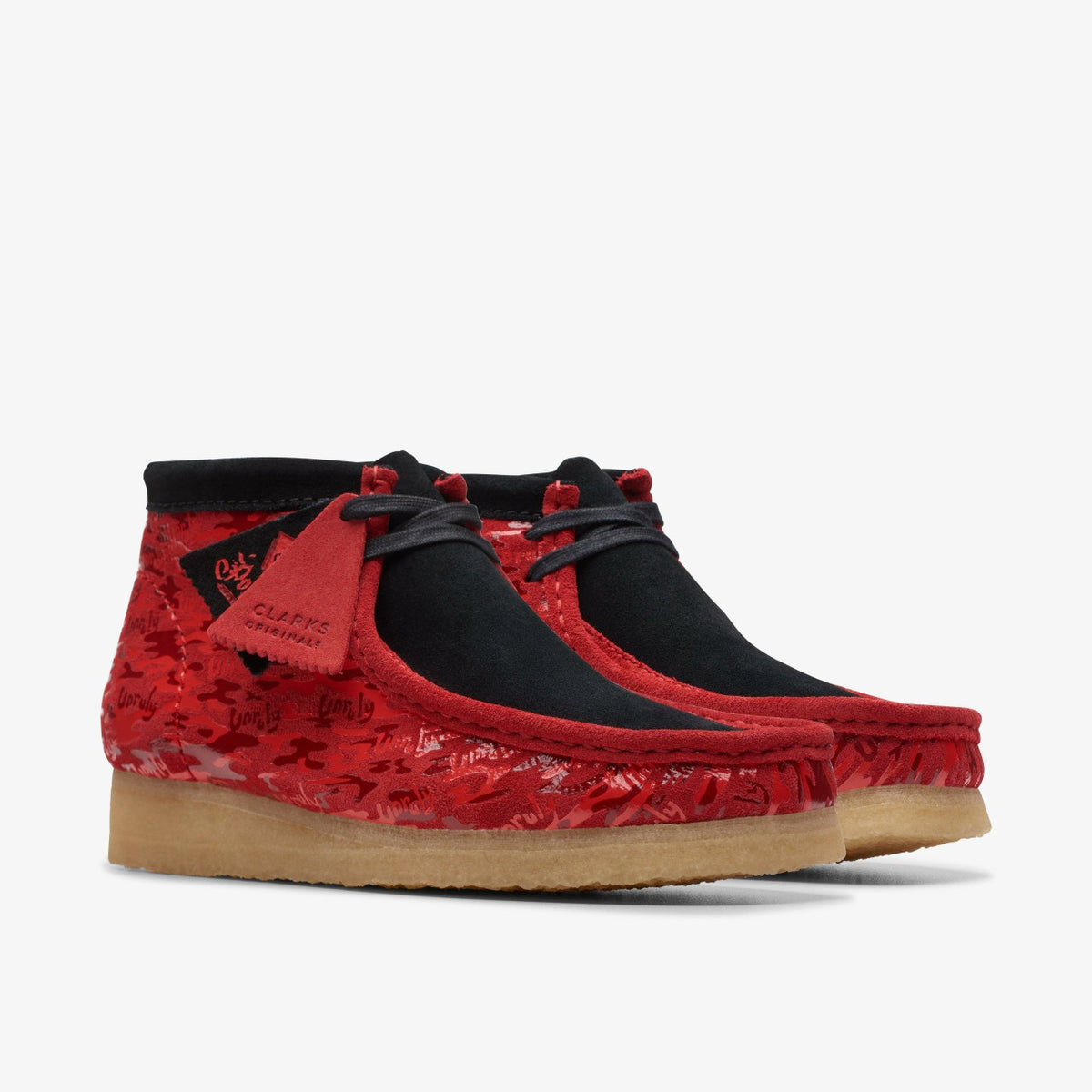 Clarks Men Wallabee Boot Red Camouflage