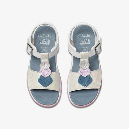 Clarks Kids Osian Charm Kid White
