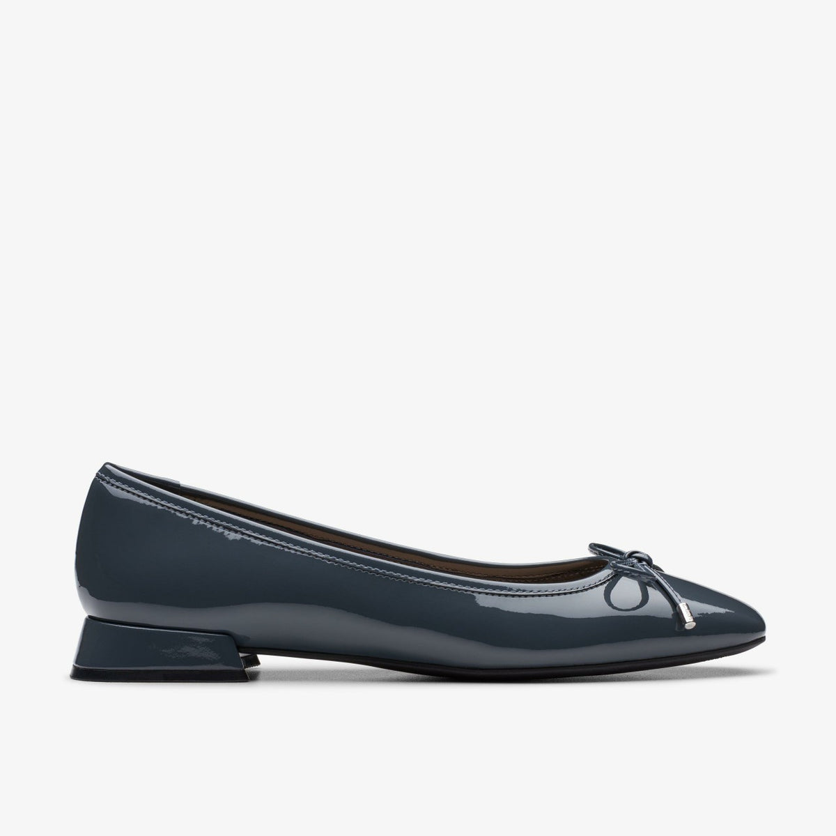 Clarks Women Ubree 15 Step Navy Patent
