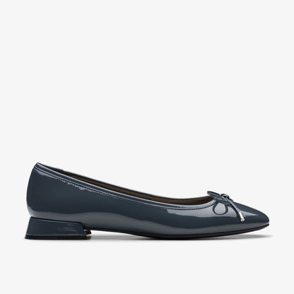 Clarks Women Ubree 15 Step Navy Patent