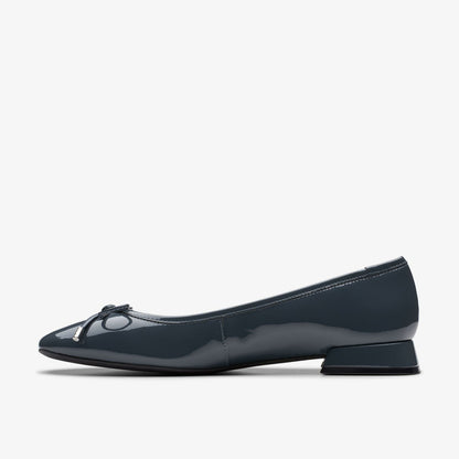 Clarks Women Ubree 15 Step Navy Patent