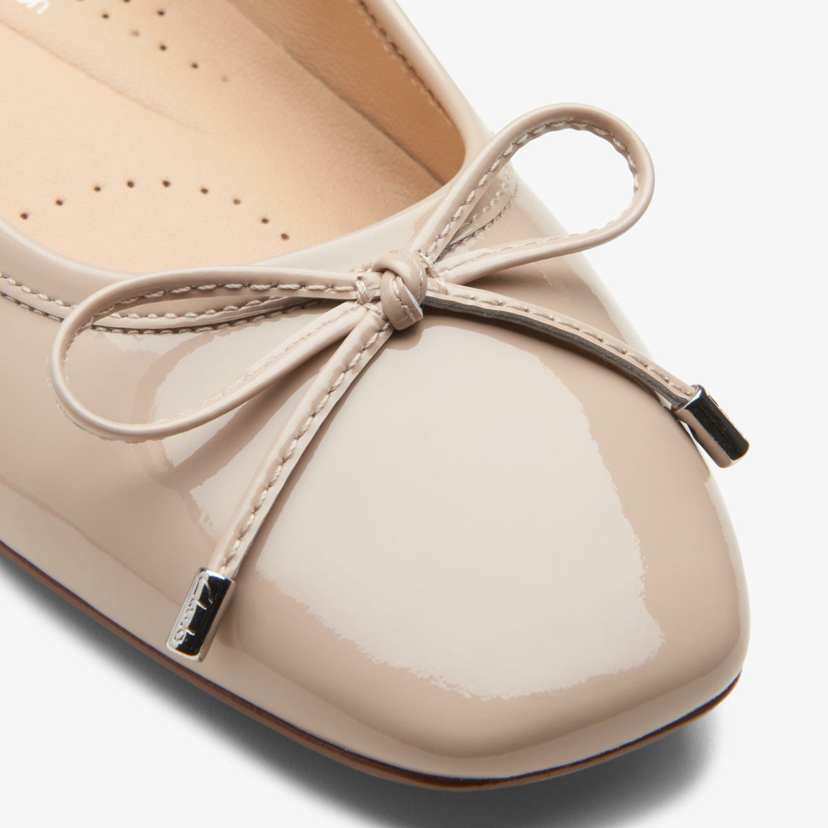 Clarks Women Ubree 15 Step Sand Patent