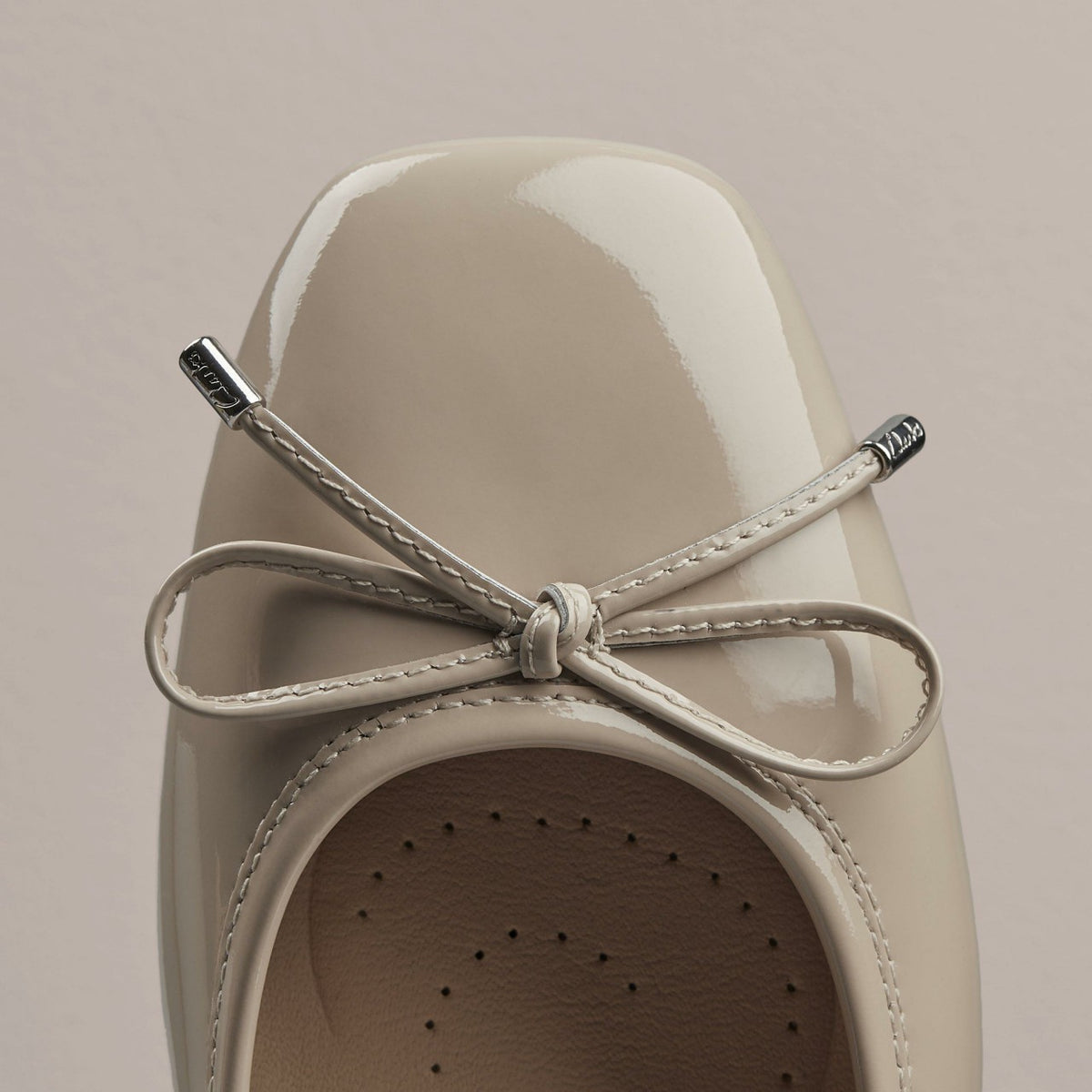 Clarks Women Ubree 15 Step Sand Patent
