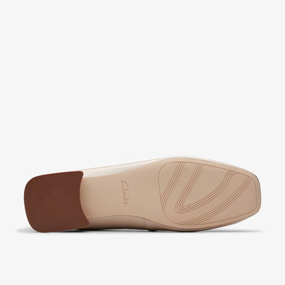 Clarks Women Ubree 15 Step Sand Patent