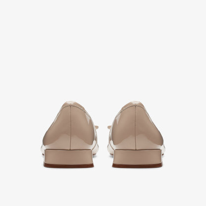 Clarks Women Ubree 15 Step Sand Patent