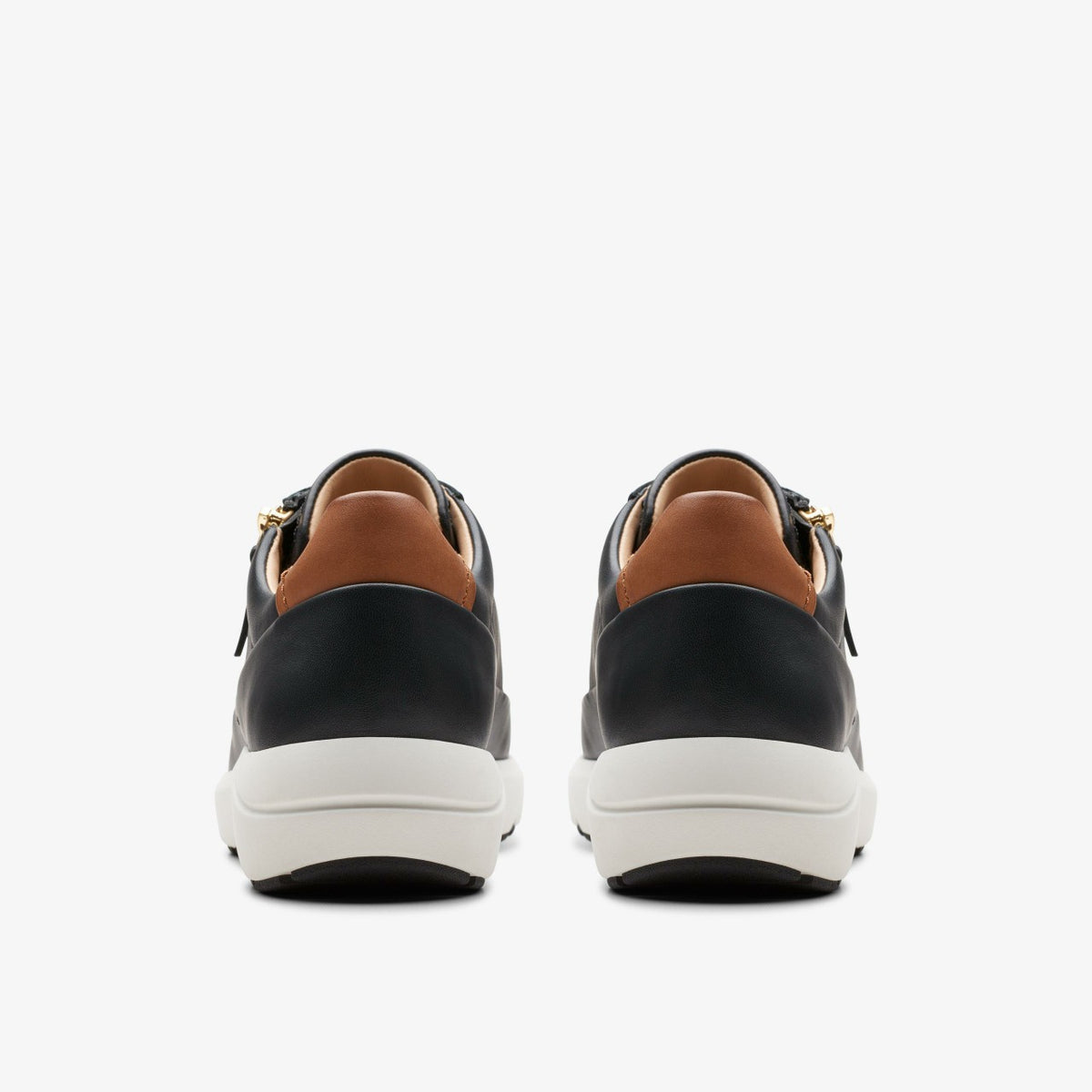 Clarks Women Tivoli Zip Black Leather