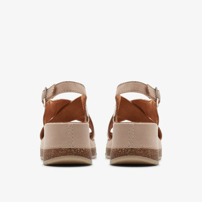 Clarks Women Kassanda Step Sand Nubuck