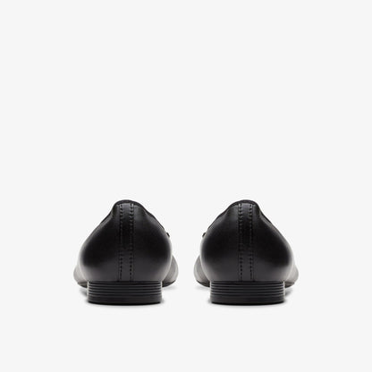 Clarks Women Loreleigh Rae Black Leather
