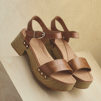Clarks Women Sivanne Bay Tan Interest