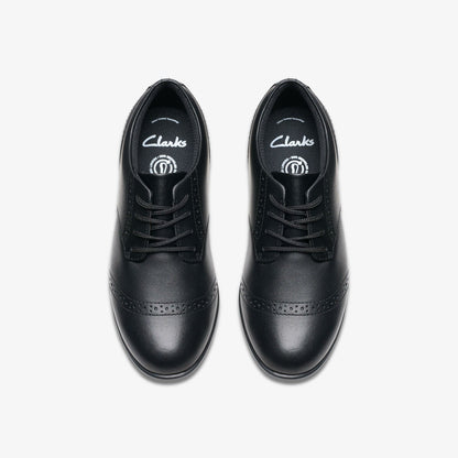 Clarks Kids Finja Brogue Older Black Leather