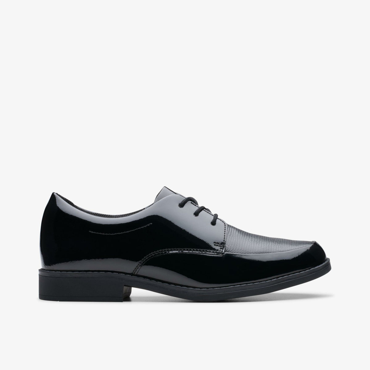 Clarks Kids Aubrie Dress Youth Black Patent