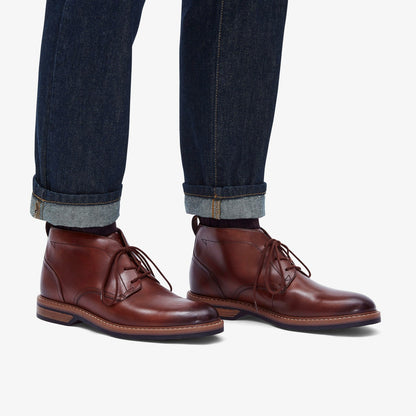 Clarks Men Aldwin Chukka Mid Tan Leather