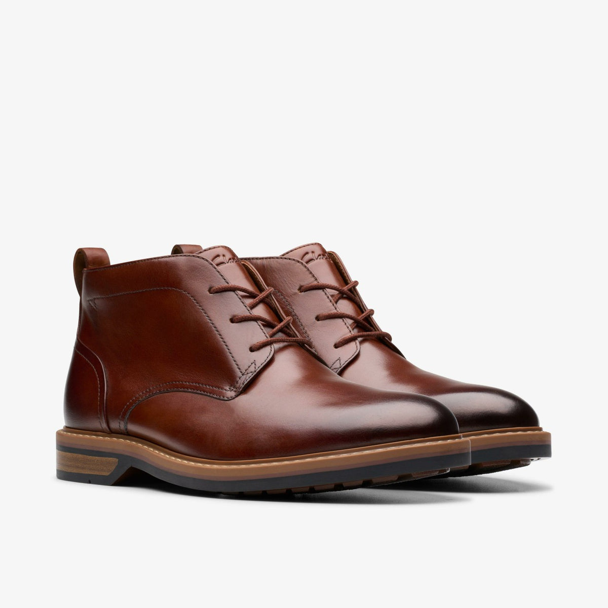 Clarks Men Aldwin Chukka Mid Tan Leather