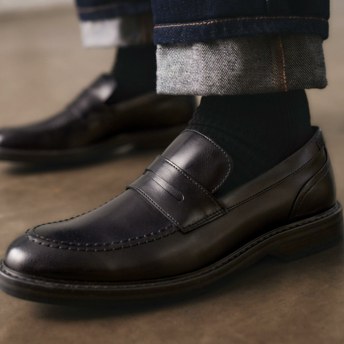 Clarks Men Aldwin Step Loafer Black Leather