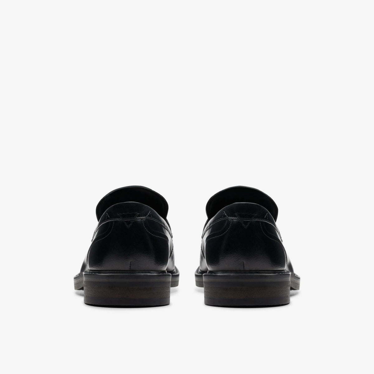Clarks Men Aldwin Step Loafer Black Leather