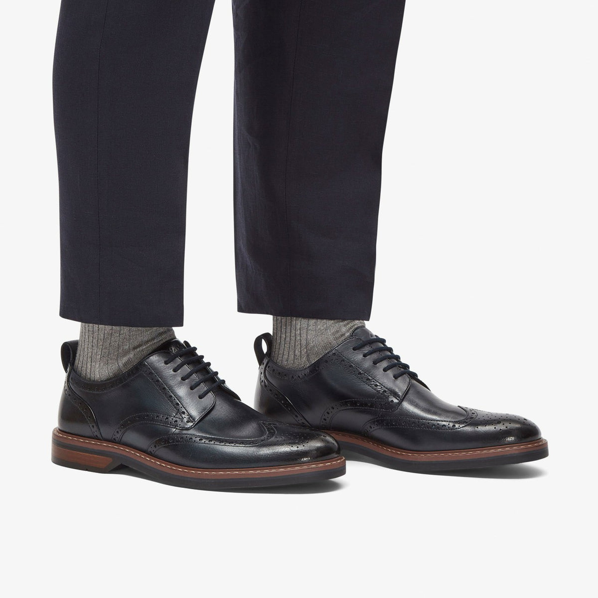 Clarks Men Aldwin Limit Brogue Navy Leather