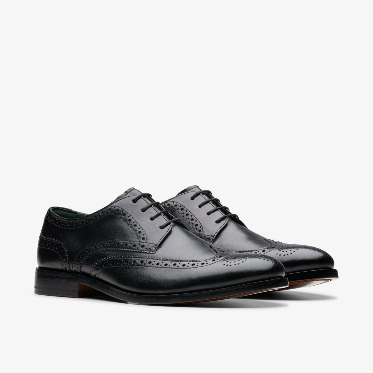 Clarks Men Craft James Tip Brogue Black Leather