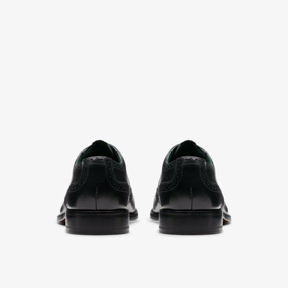 Clarks Men Craft James Tip Brogue Black Leather