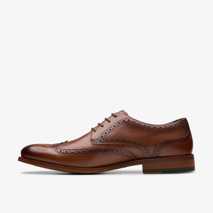 Clarks Men Craft James Tip Brogue Mid Tan Leather