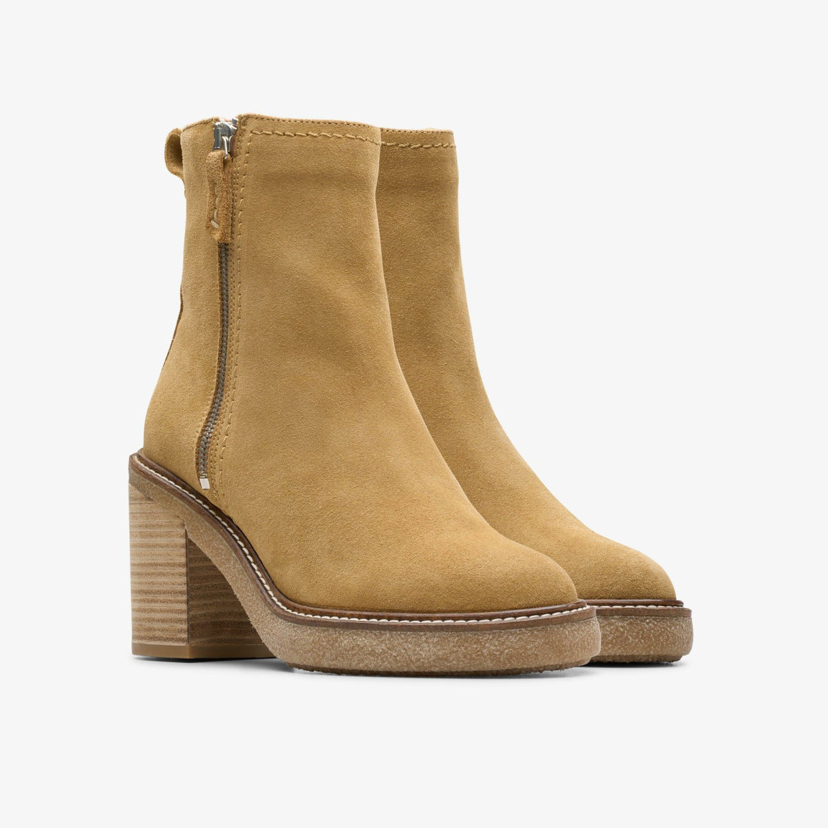 Clarks Women Cassiano Zip Ankle Boot Light Tan Suede