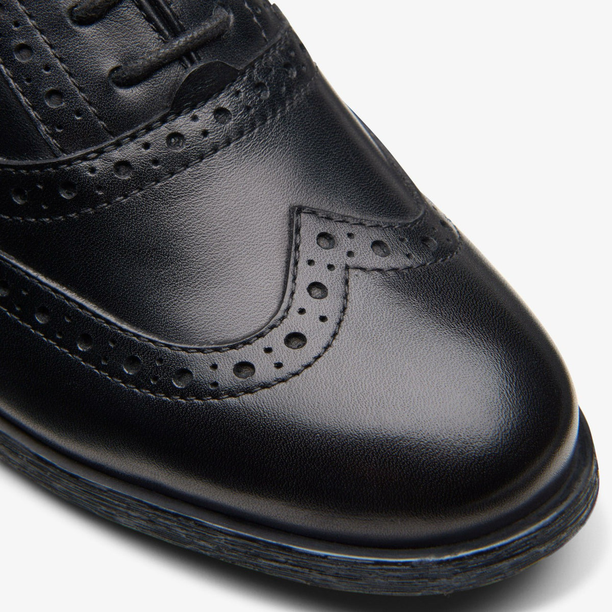 Clarks Women Havisham Oak Black Leather