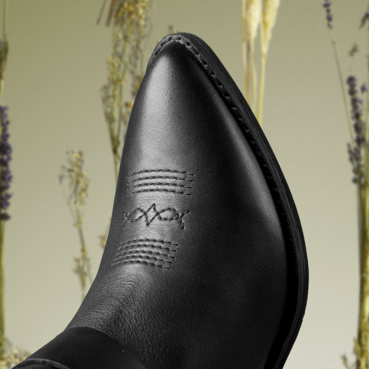 Clarks Women Morzine Rise Black Leather