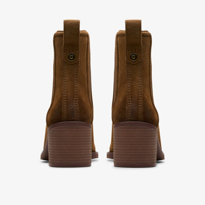 Clarks Women Chamberly Top Walnut Suede