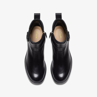 Clarks Women Chamberly Trim Black Leather