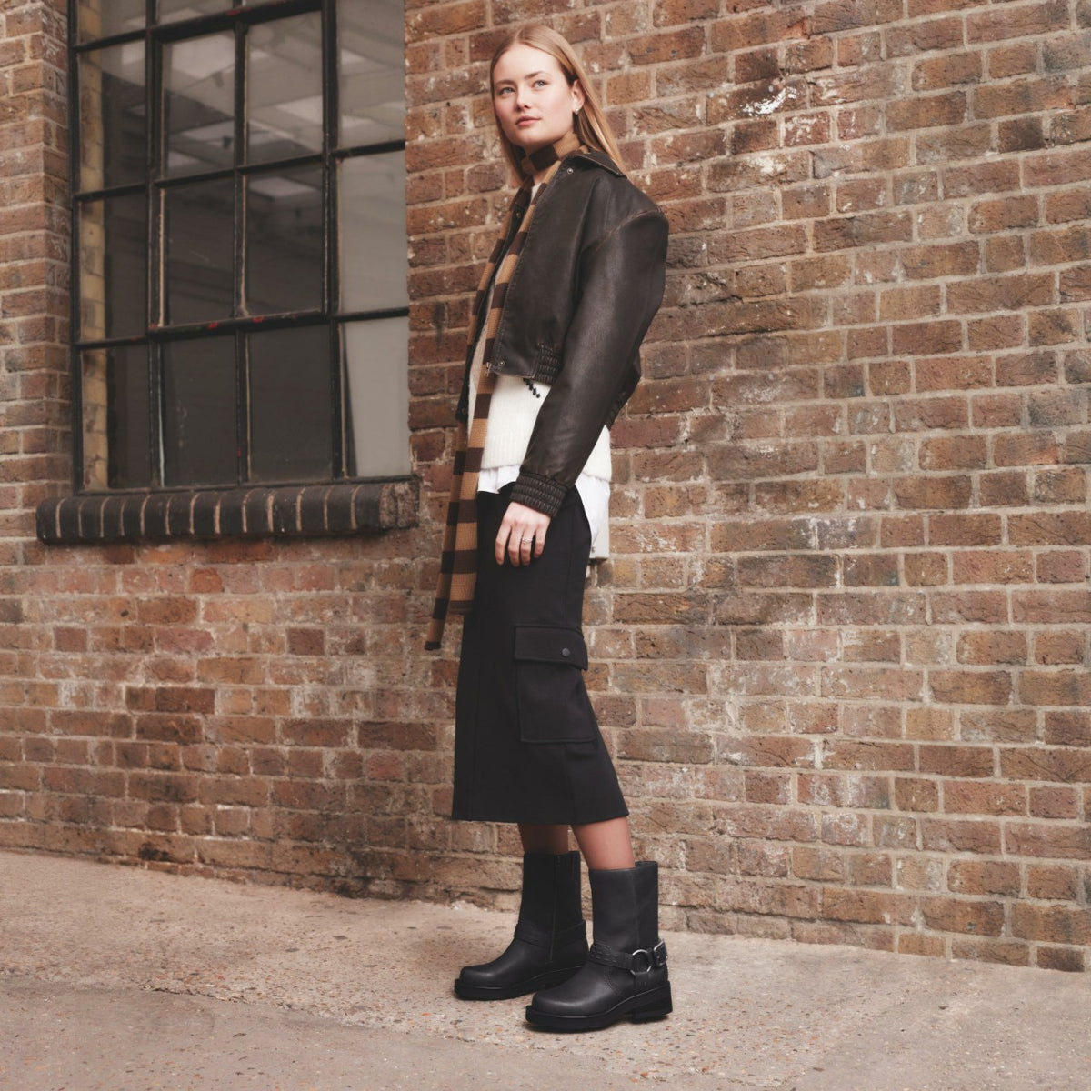 Clarks Women Rebelle Up Black Leather