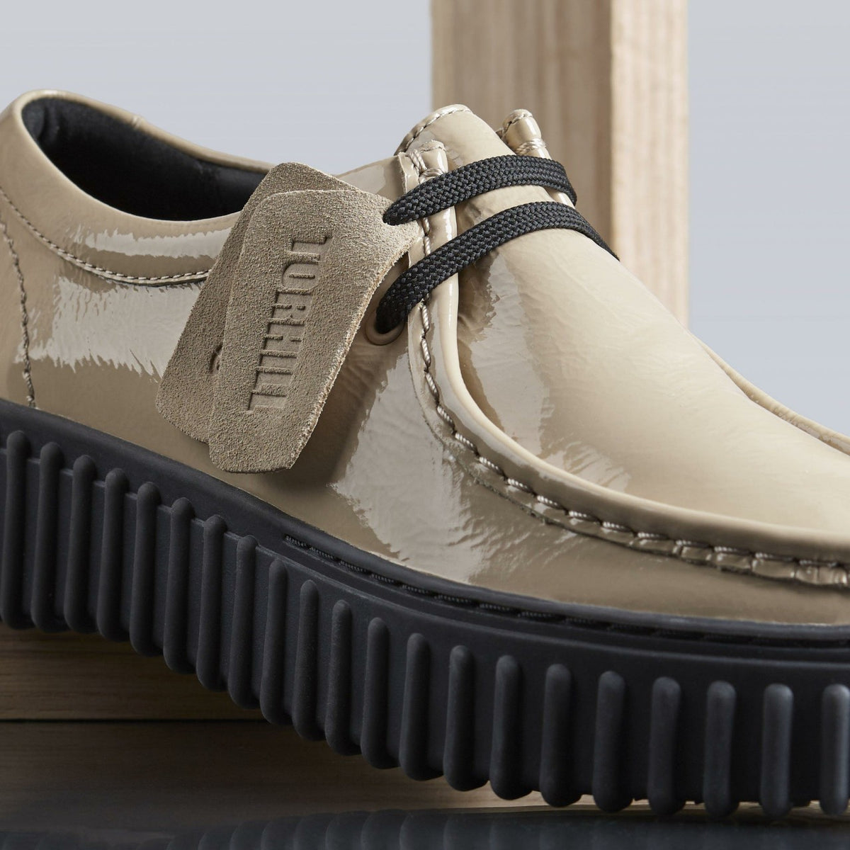 Clarks Women Torhill Bee Beige Patent