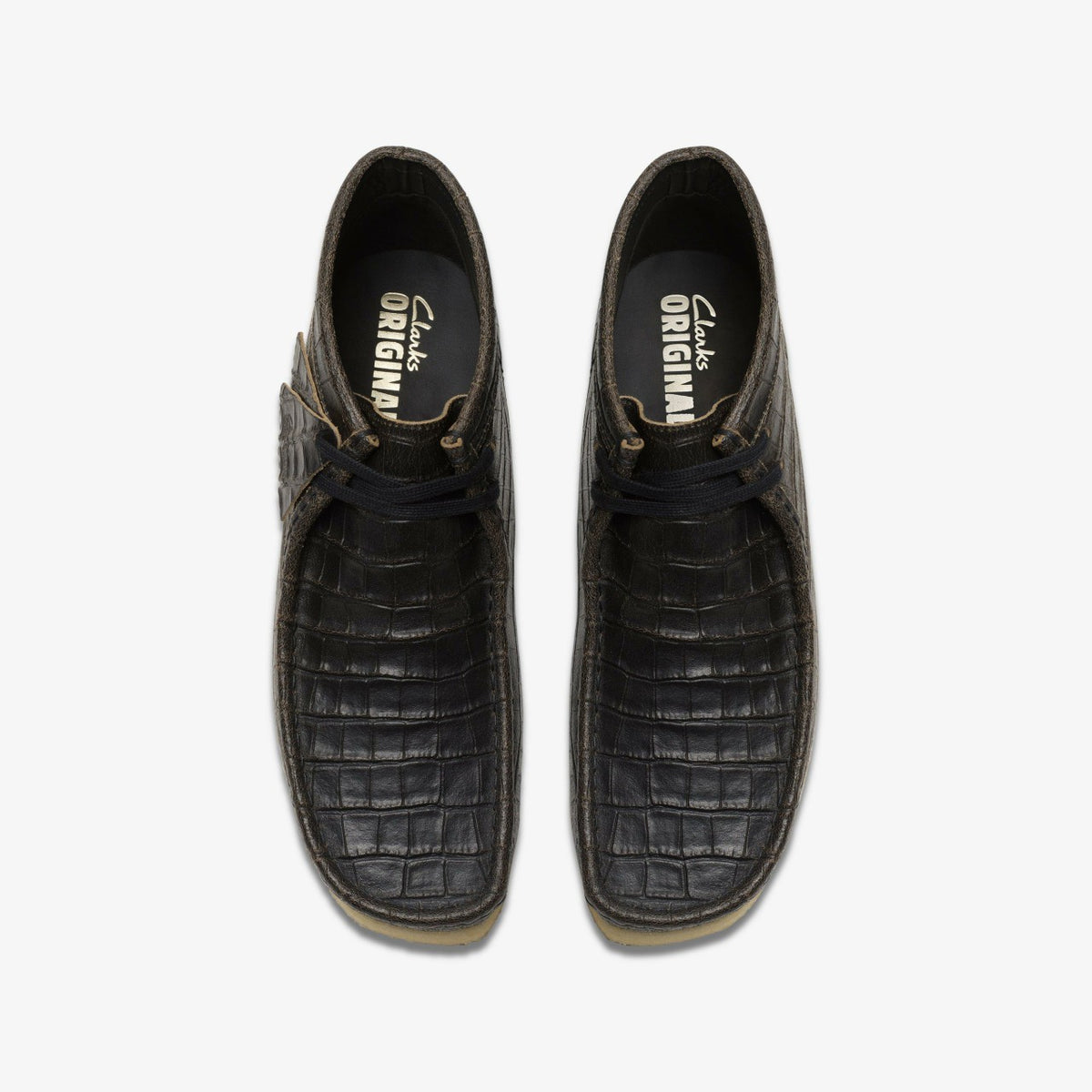 Clarks Men Wallabee Boot Black Crocodile Distress